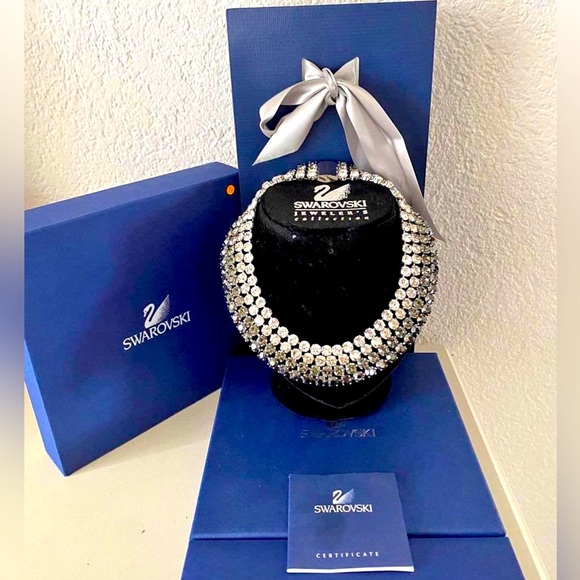 New in Box Swarovski Statement Collar Necklace. No longer Made - Picture 2 of 6